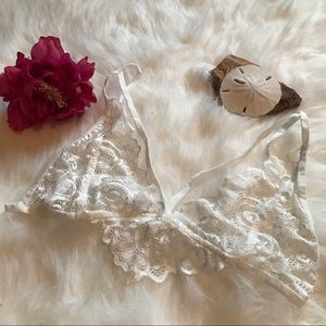 NEW💓 White Lace Bralette For Love & Lemons