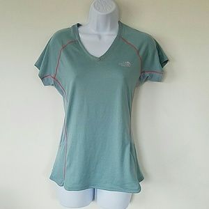 NWT North Face Small s Running t shirt blue