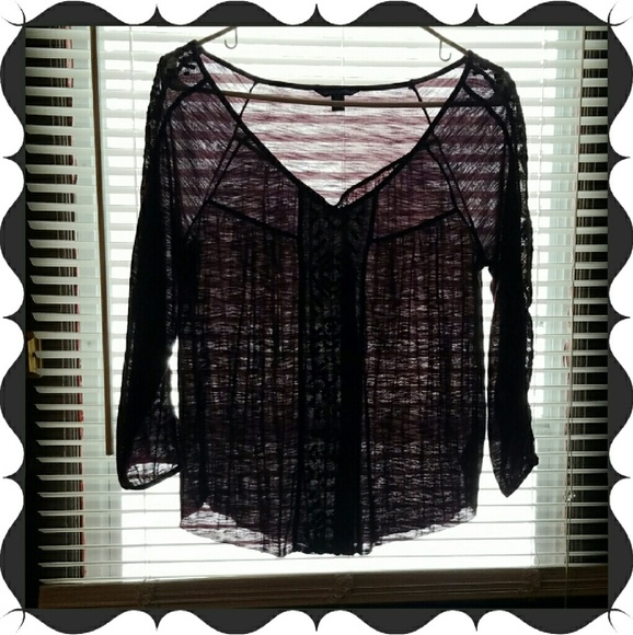 AEO Top - Picture 3 of 4