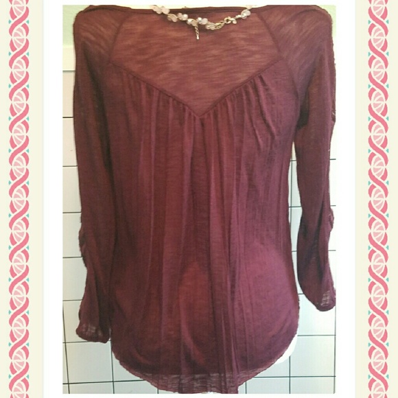 AEO Top - Picture 4 of 4