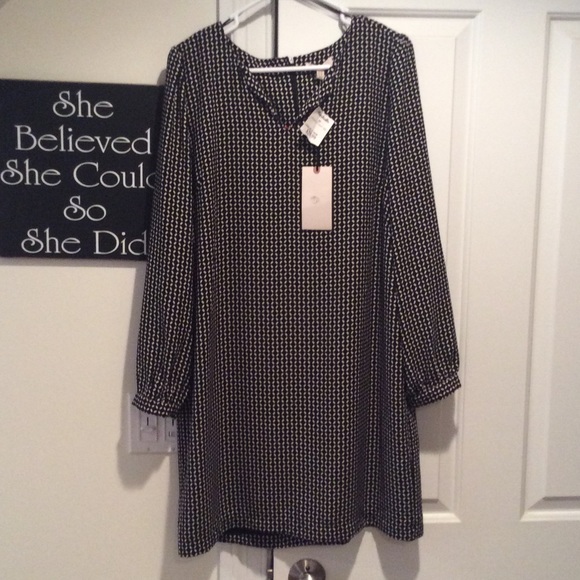 Black and White long sleeve dress
