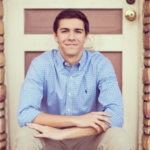 Meet your Posher, Davis