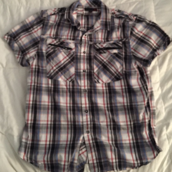 Men's casual button down