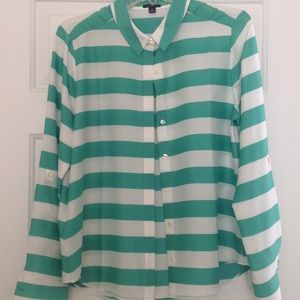Ann Taylor green and white blouse