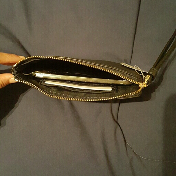 Authentic  Black Coach Wristlet - Picture 4 of 4