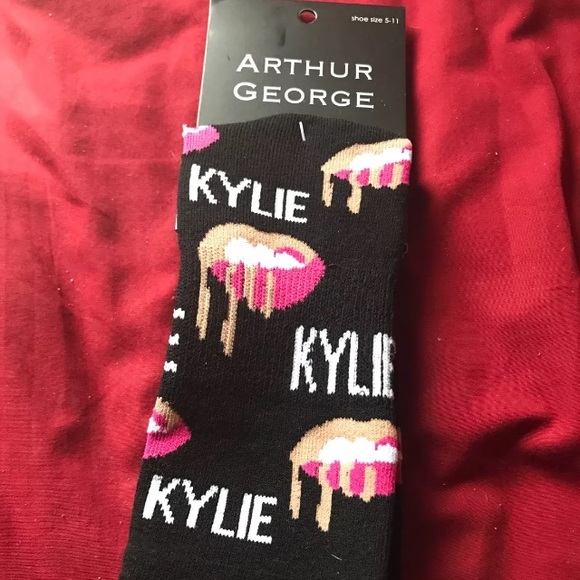 Kylie Socks X George Arthur by Rob Kardasian NEW - Picture 3 of 5
