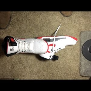 Nike Air Revolution