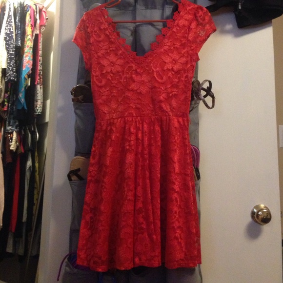 Gianni Bini Red Lace Dress