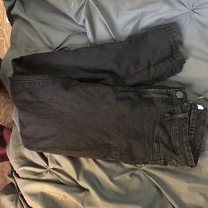 Black skinny jeans