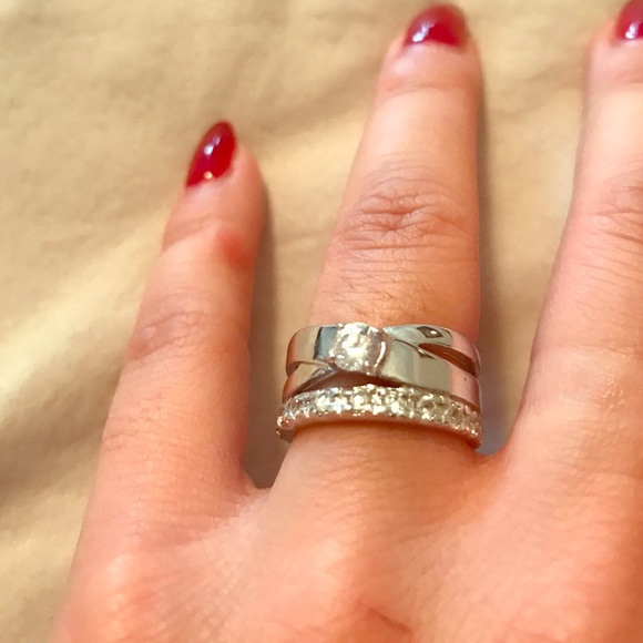 🛍💍Bundle of 5️⃣ Rings! 🛍🎀
