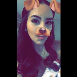 Meet your Posher, Rafaela