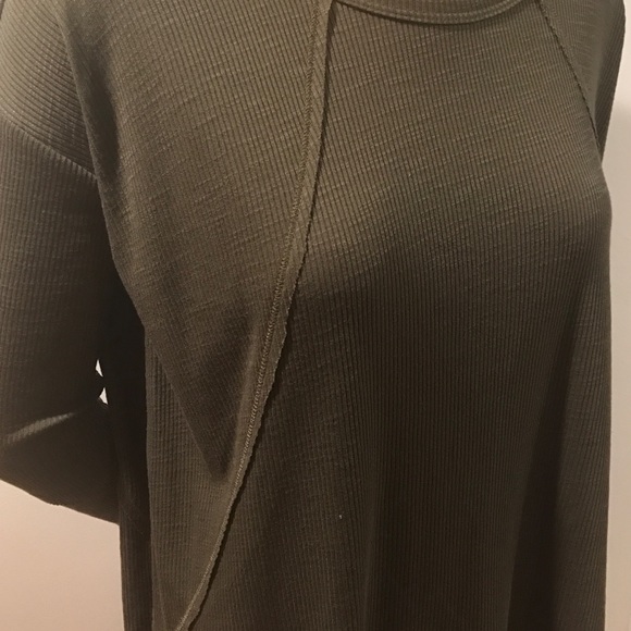Olive Green Top - Picture 2 of 4