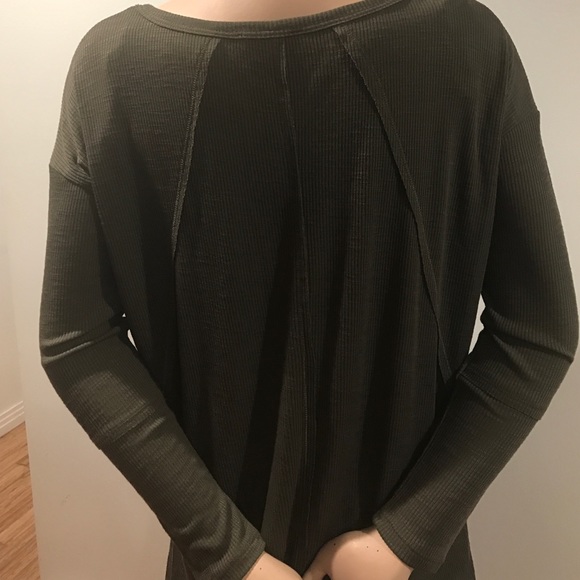 Olive Green Top - Picture 3 of 4