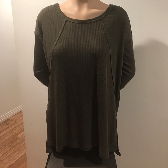 Olive Green Top - Picture 4 of 4