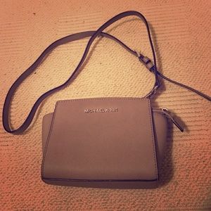 MICHAEL KORS SELMA MINI SAFFIANO LEATHER CROSSBODY