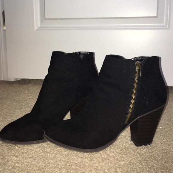 Black ankle booties