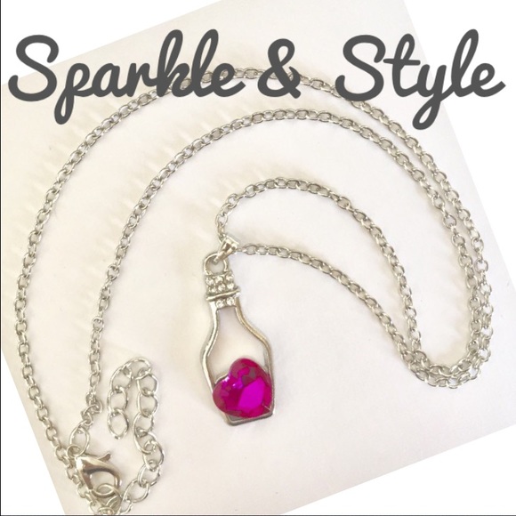 💖Pink heart in bottle necklace - Picture 2 of 2