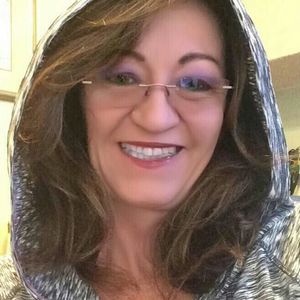 Meet your Posher, Joy