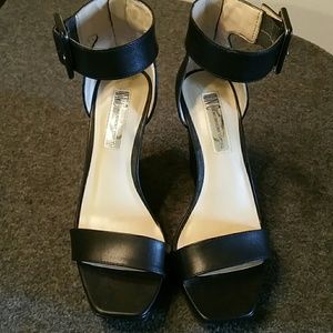 Wedge shoes