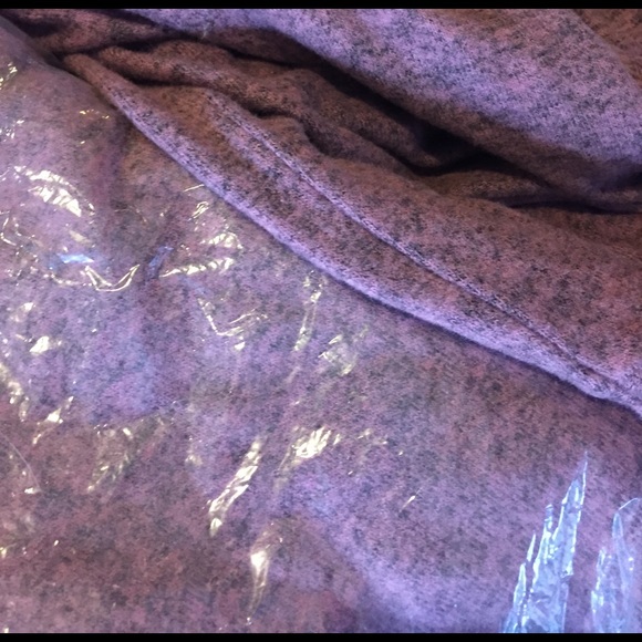 5🌟RATED! S-L Super soft sweatshirt - Picture 3 of 3