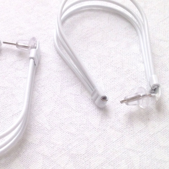 Jewelry - White wire 1.5" oval hoop pierced earrings Jewelry - White wire 1.5" oval hoop pierced earrings