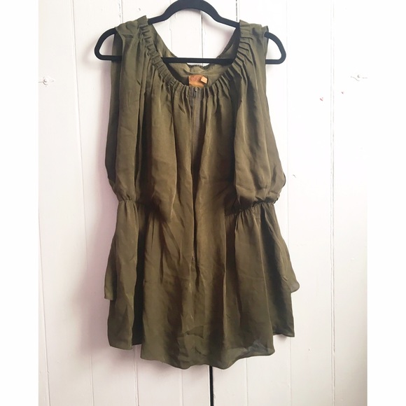 Ali Ro Tops - Ali Ro silk zipper front sleeveless blouse 8