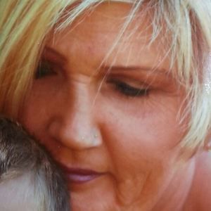 Meet your Posher, Denise