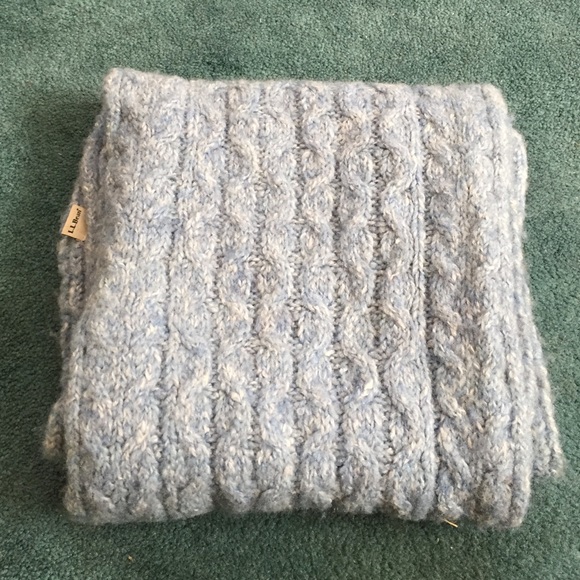 LL bean scarf