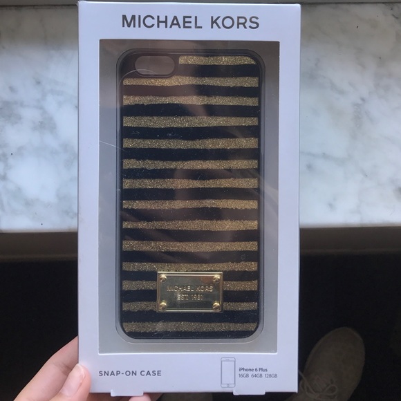 Michael Kors phone case - Picture 1 of 3