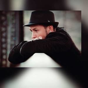 Meet your Posher, Stuart