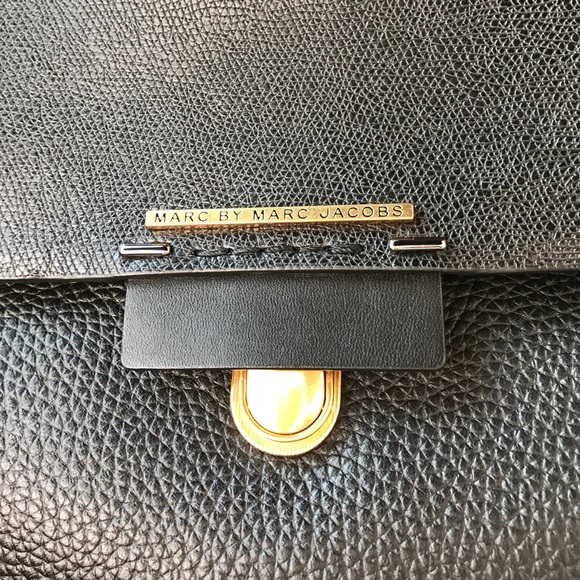 RARE BNWT Marc By Marc Jacobs top handle satchel - Picture 2 of 4