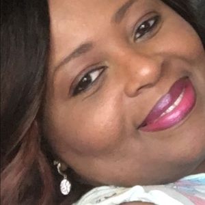 Meet your Posher, Rochelle