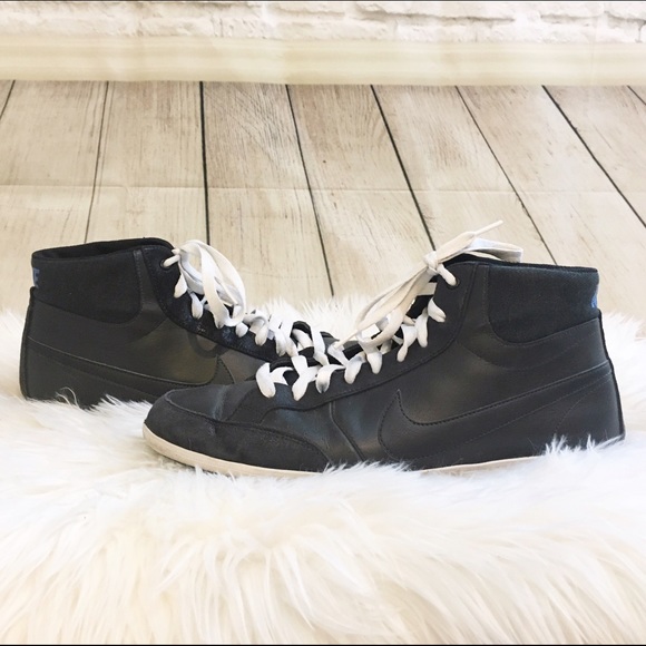 Nike Other - Men's Nike classic hi-top canvas & leather sneaker