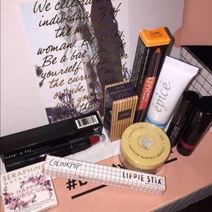 All new selling all together as a bundle 🤗