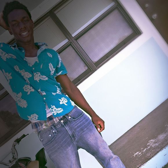 Meet your Posher, Steven - Picture 1 of 1