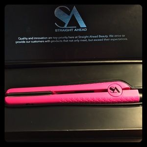 Straight Ahead pink flat iron