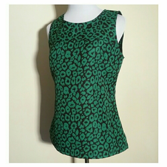 Banana Republic Tops - Banana Republic Green Animal Print Top 20% Bundles
