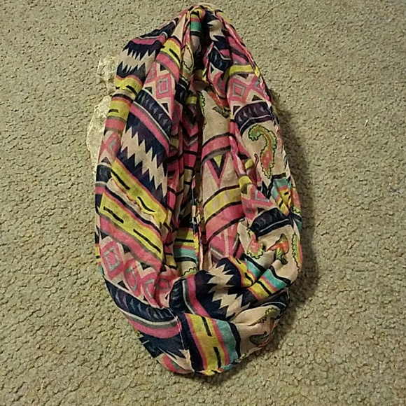 Infinity scarf