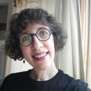 Meet your Posher, Adamandia