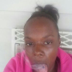 Meet your Posher, Sharnae