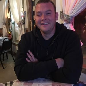 Meet your Posher, Christopher