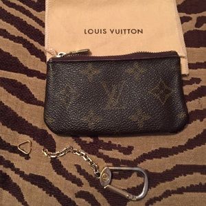 Authentic Louis Vuitton Key Cles