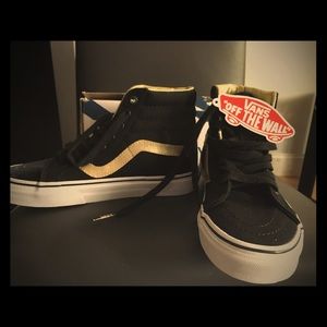 VANS Black&Gold hi tops