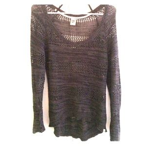 Beautiful knit grey Roxy sweater