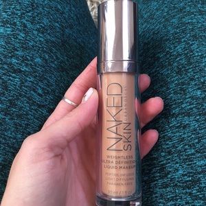 NAKED Urban Decay liquid makeup!