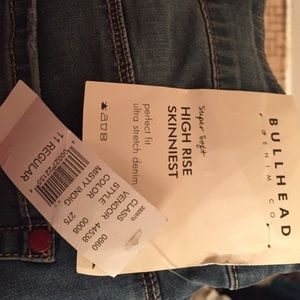 Pacsun -Bullhead Jeans -brand new.