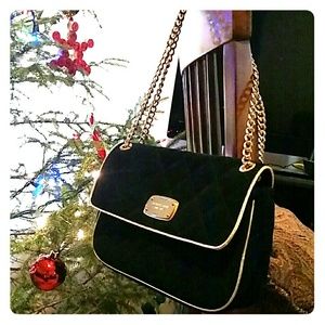 Authentic Michael Kors purse!