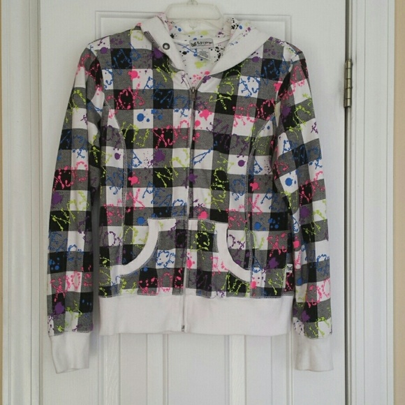 Hooded zippered sweatshirt