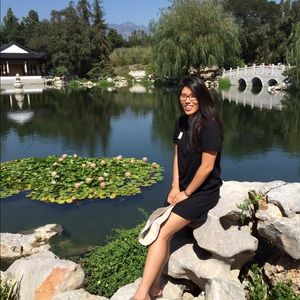 Meet your Posher, Iris