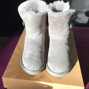 Grey Bailey Button Uggs